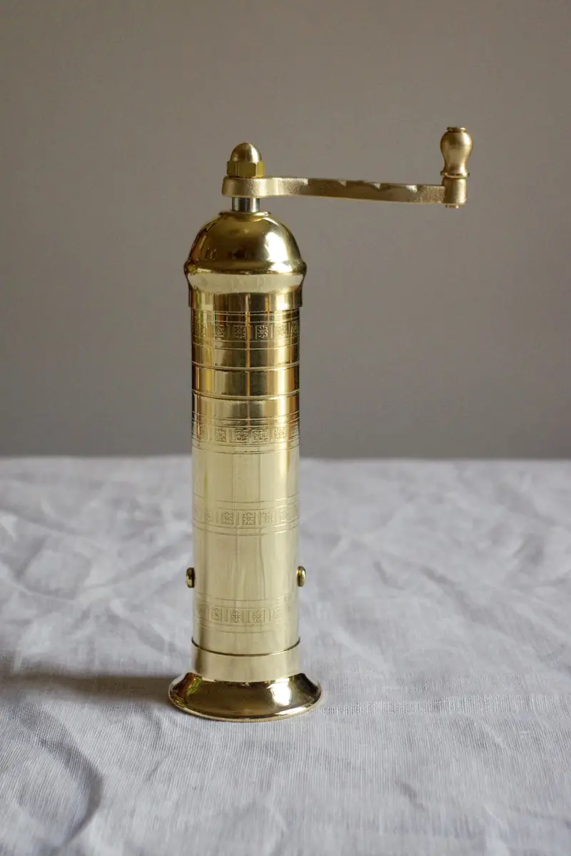 Alexander Brass Pepper Grinder – 205Mm Artisan Mill No. 103 By The Brass Pepper Mill Co. 1