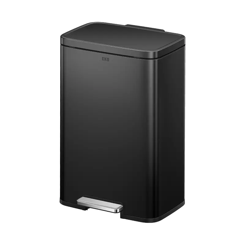 Madison Matte Black Step Can With Liner – 50L (13.2 Gal) 1