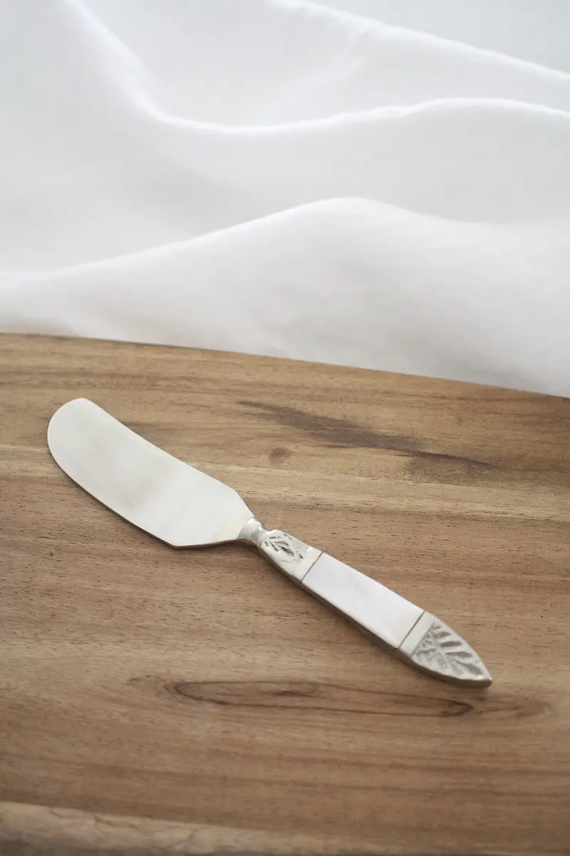 Mother-Of-Pearl Inlay Pate Knife – Elegant Stainless Steel Spreader 1